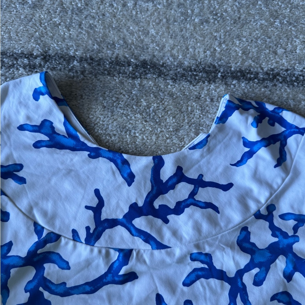 J. McLaughlin Blue Coral Print Long Sleeve Top - Picture 6 of 12